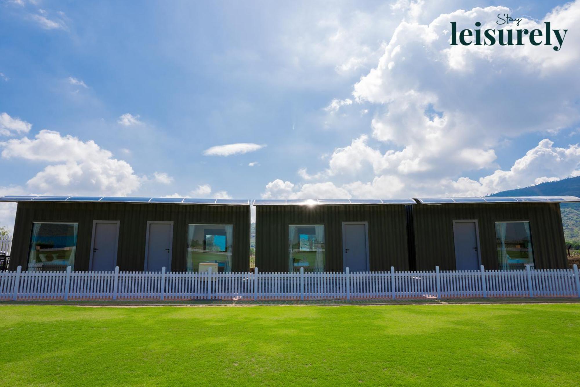 Stay Leisurely - Pavilion By The Hills, Lonavala - Stadium View Rooms 외부 사진