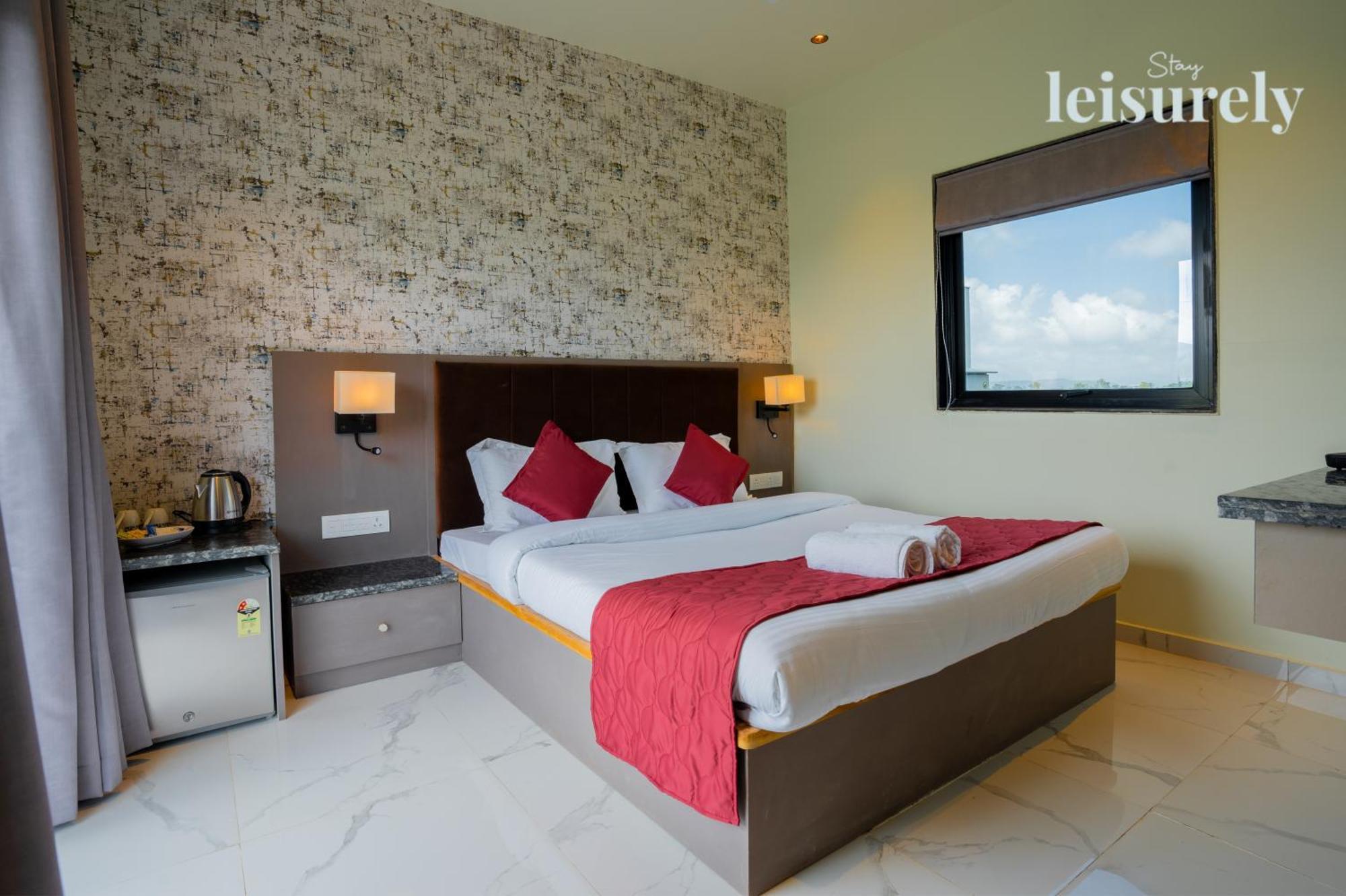 Stay Leisurely - Pavilion By The Hills, Lonavala - Stadium View Rooms 외부 사진